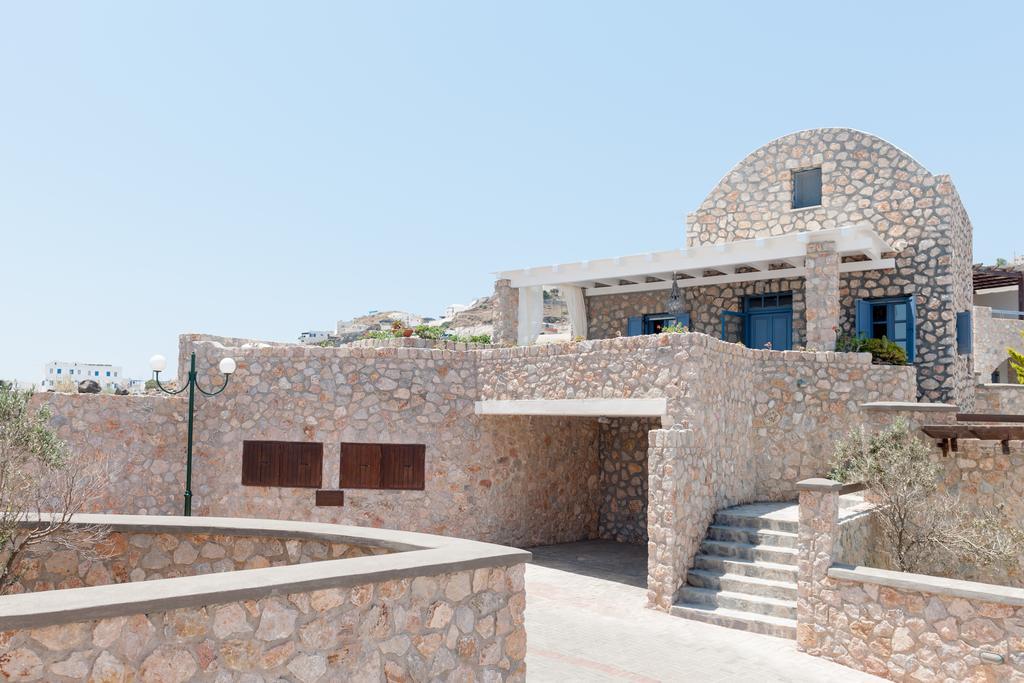 Red Cliff Villa 2Bedroom Villa With Caldera View And Plunge Pool Akrotírion Cameră foto